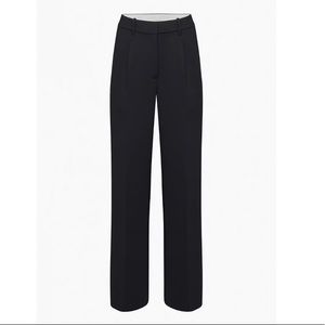 Aritzia Wilfred effortless pants in black size 00